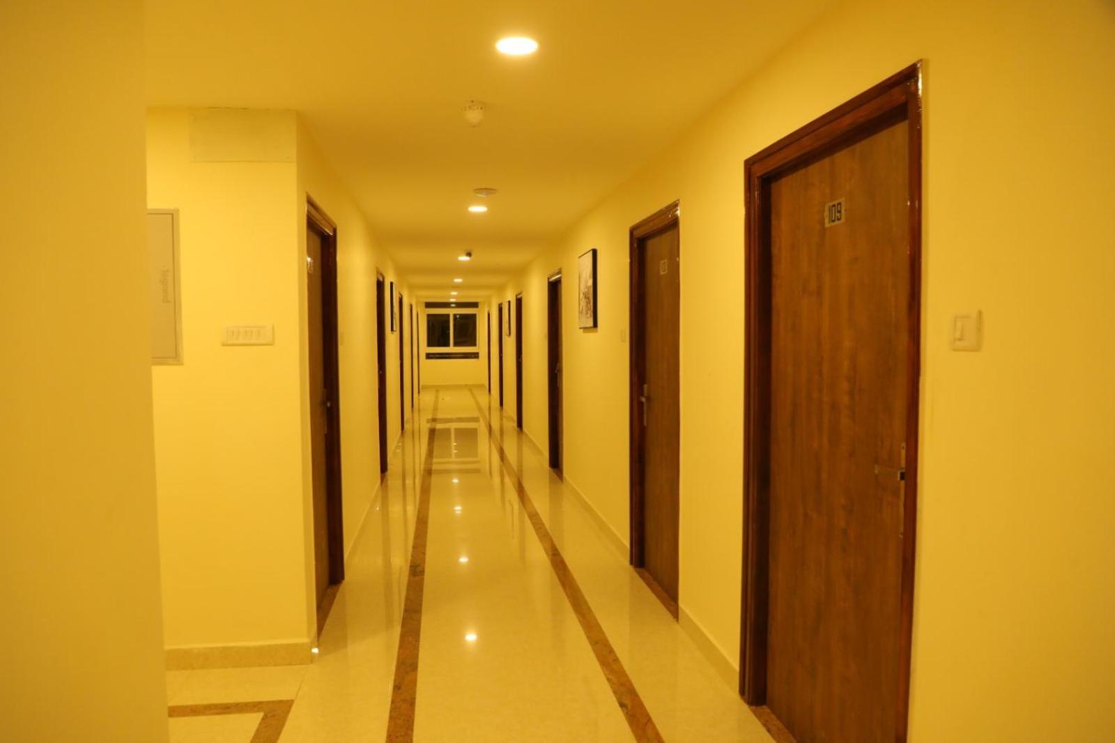 Annai Residency Hotel ฮอร์นีเบ็ชวา ภายนอก รูปภาพ