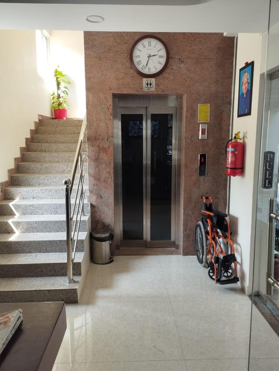Annai Residency Hotel ฮอร์นีเบ็ชวา ภายนอก รูปภาพ